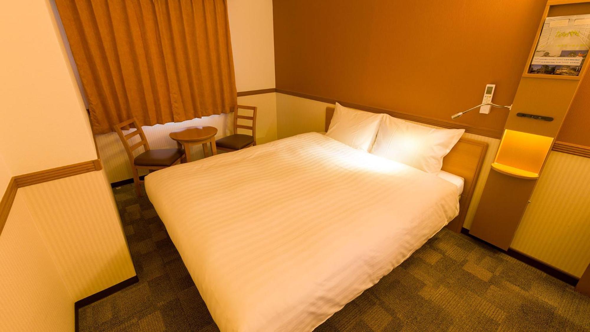 Toyoko Inn Himeji Eki Shinkansen Minami Guchi Rom bilde