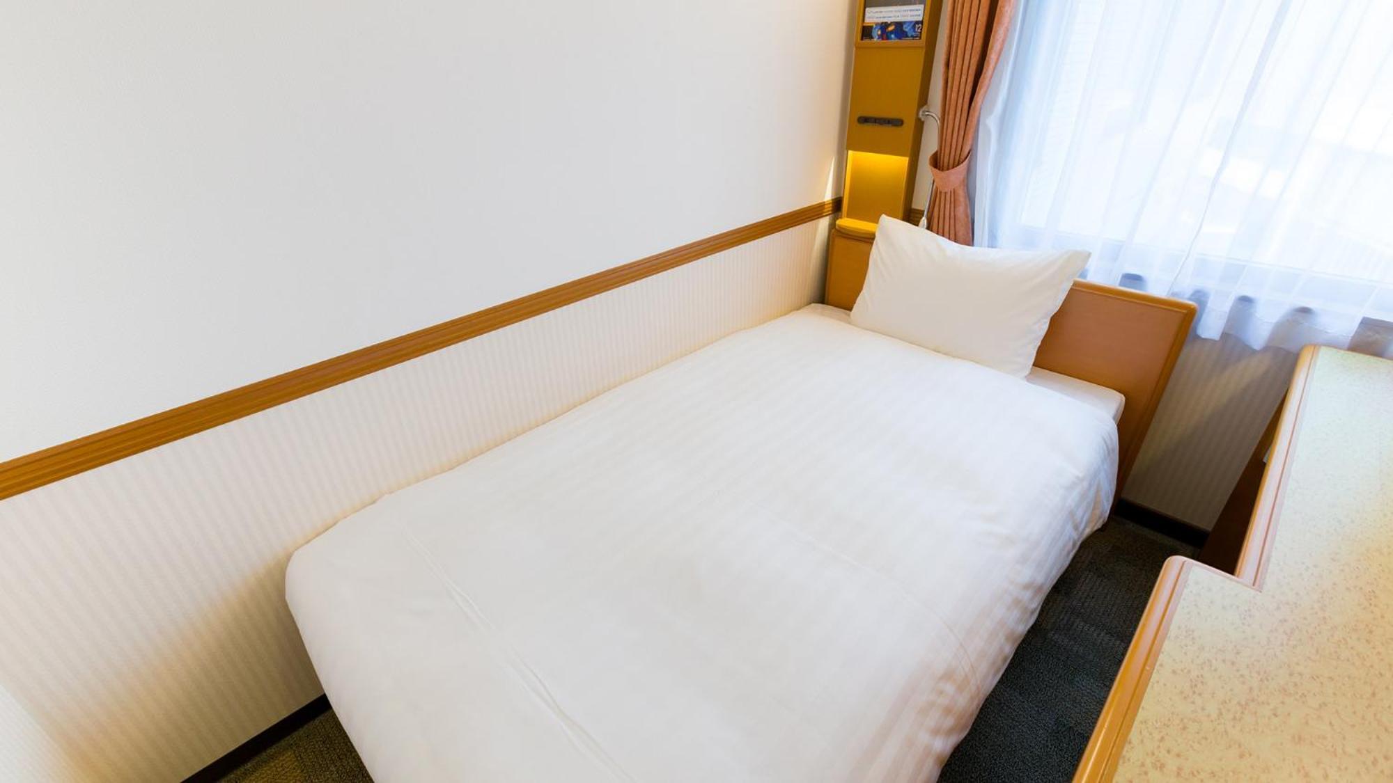 Toyoko Inn Himeji Eki Shinkansen Minami Guchi Rom bilde
